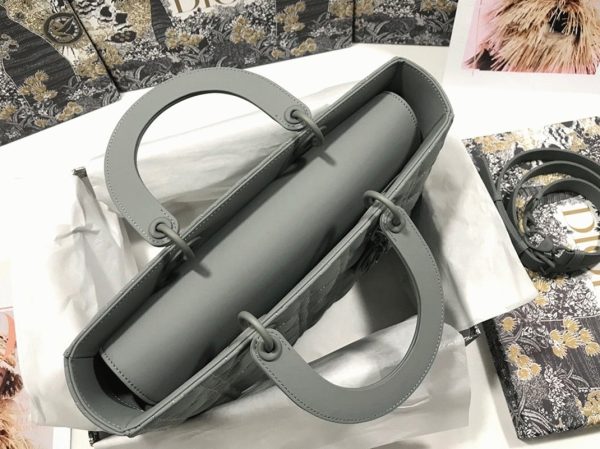 Fausse Sac Lady Dior Large en gris – Image 6