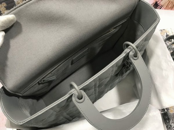 Fausse Sac Lady Dior Large en gris – Image 4