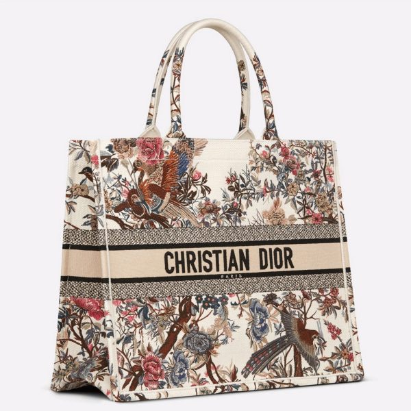 Fausse Sac Dior Book Tote Large en broderie Jardin d'Hiver blanche