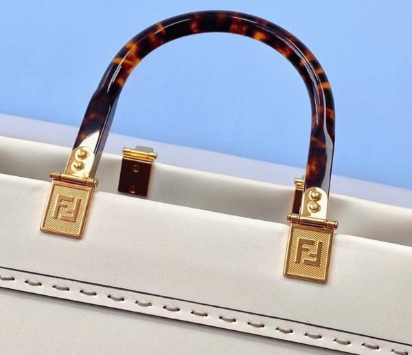 Réplique Fendi Sunshine Moyen Sac Cabas en cuir de veau blanc – Image 7