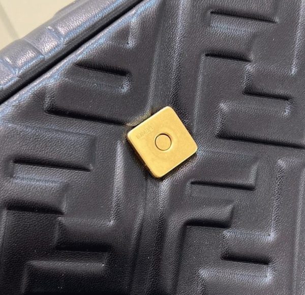 Réplique Fendi Baguette Grand Sac en FF noir – Image 3