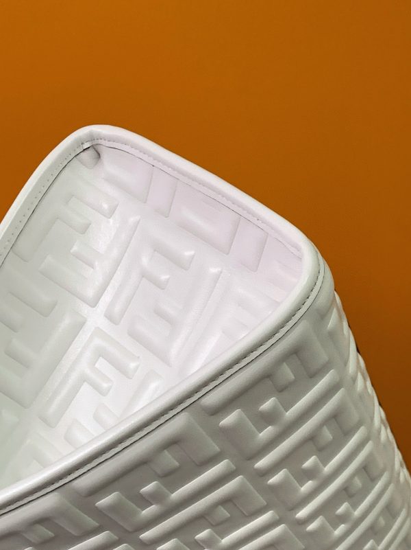 Réplique Fendi Sunshine Moyen Sac Cabas en cuir de veau blanc FF – Image 3