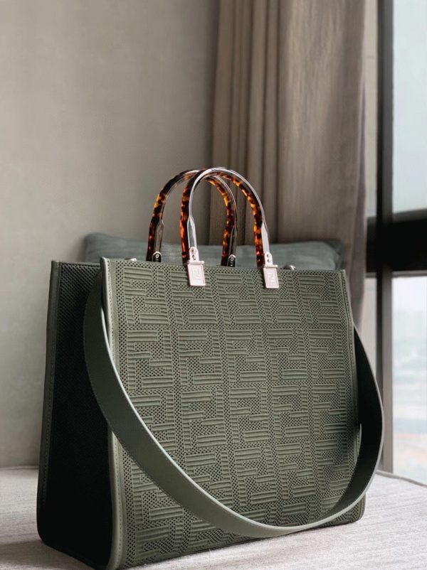 Fausse Fendi Sunshine Moyen Sac Cabas en tissu vert FF – Image 9