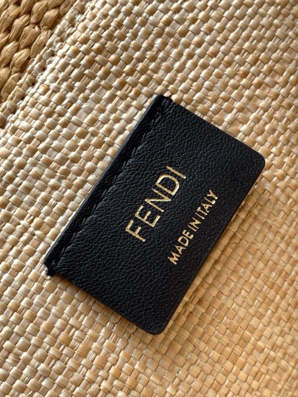 Fausse Fendi Sunshine Moyen Sac Cabas en paille naturelle – Image 2