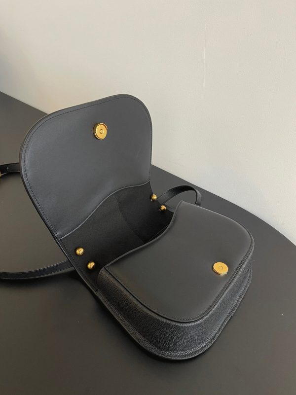 Fausse Fendi C’mon Moyen Sac en noir – Image 11