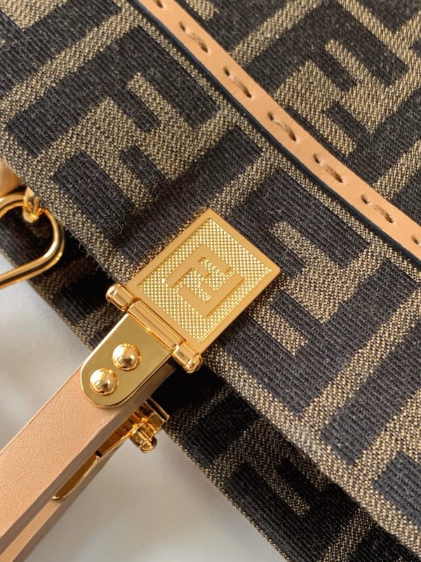 Fausse Fendi Sunshine Grand Sac Cabas en tissu jacquard brun FF – Image 4