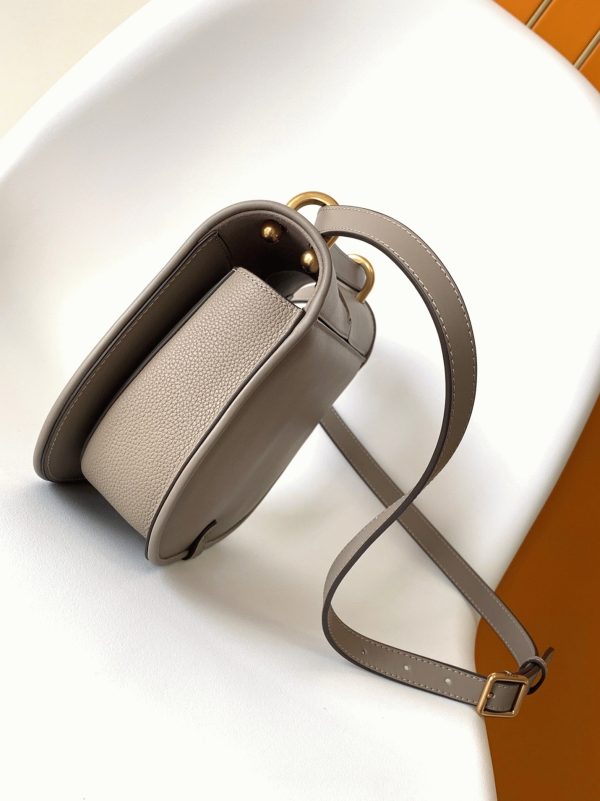 Réplique Fendi C’mon Moyen Sac en gris – Image 7