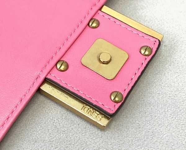 Fausse Fendi Baguette Petit Sac en rose FF – Image 9
