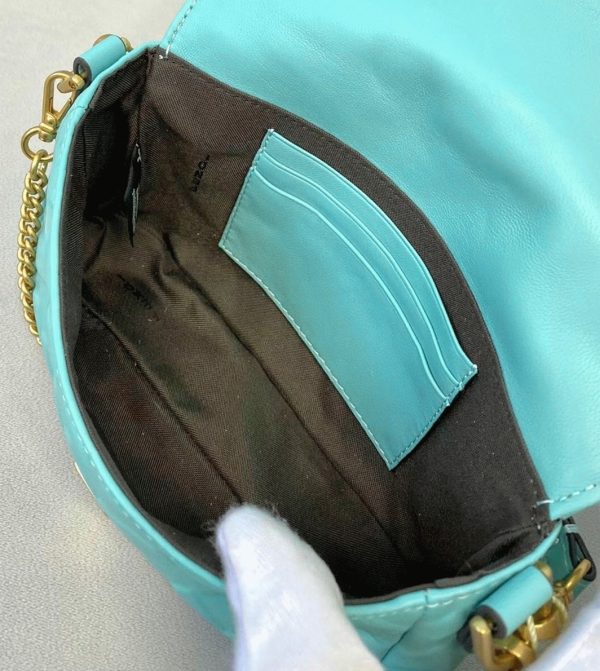 Réplique Fendi Baguette Petit Sac en bleu FF – Image 7
