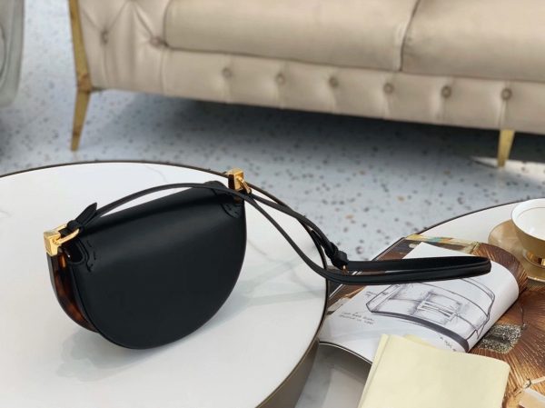 Fausse Fendi Moonlight Sac Saddle en cuir de veau noir – Image 4
