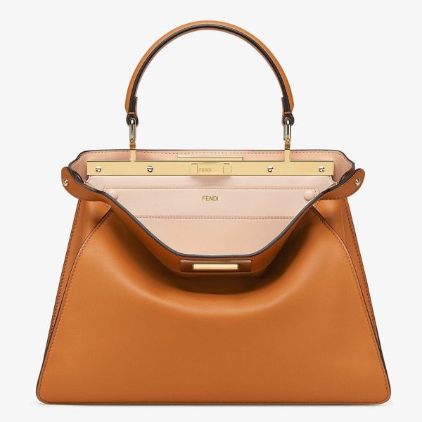 Fausse Fendi Peekaboo ISeeU Moyen Sac en cuir de veau brun