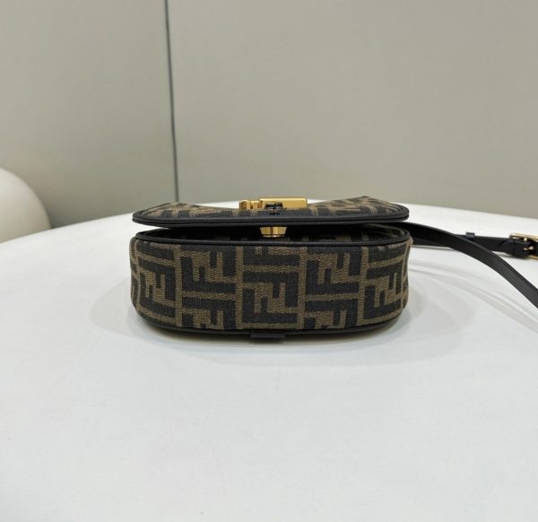 Réplique Fendi C’mon Petit Sac en tissu jacquard FF – Image 9