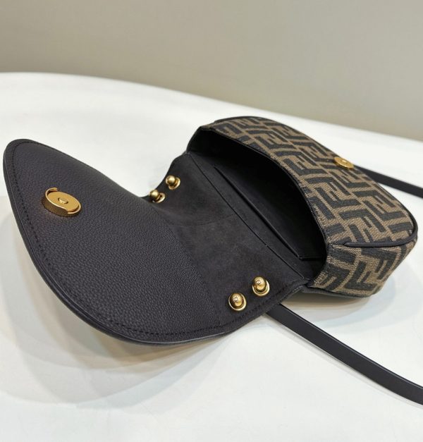 Réplique Fendi C’mon Petit Sac en tissu jacquard FF – Image 3