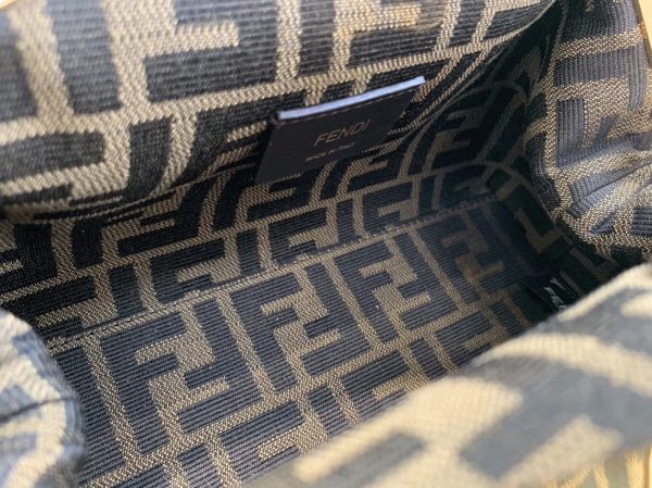 Contrefaçon Fendi First Petit Sac en noir – Image 7