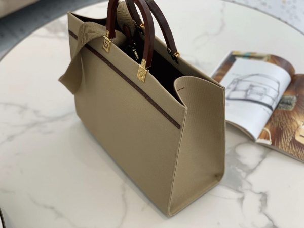 Réplique Fendi Sunshine Moyen Sac Cabas en toile beige – Image 5