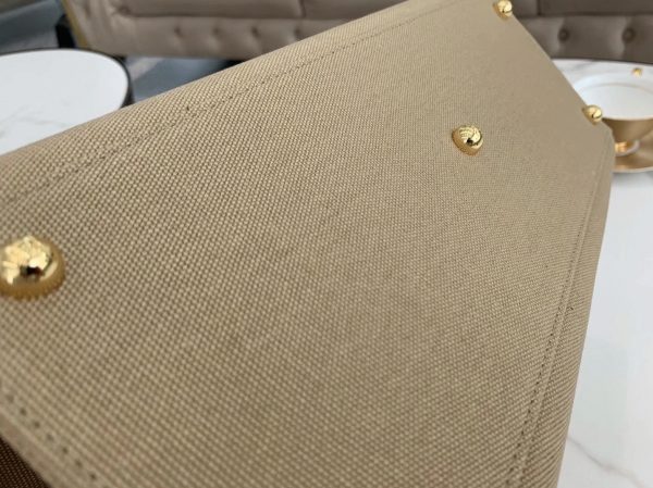 Réplique Fendi Sunshine Moyen Sac Cabas en toile beige – Image 4
