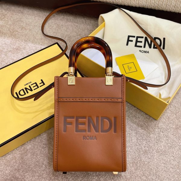 Réplique Fendi Mini Sunshine Shopper Sac en cuir brun – Image 10