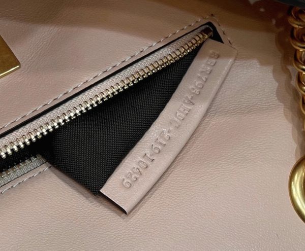 Fausse Fendi Baguette Chaîne Sac Midi en poudre – Image 10