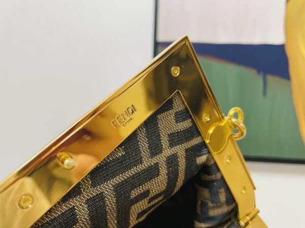 Réplique Fendi First Petit Sac en jaune – Image 4