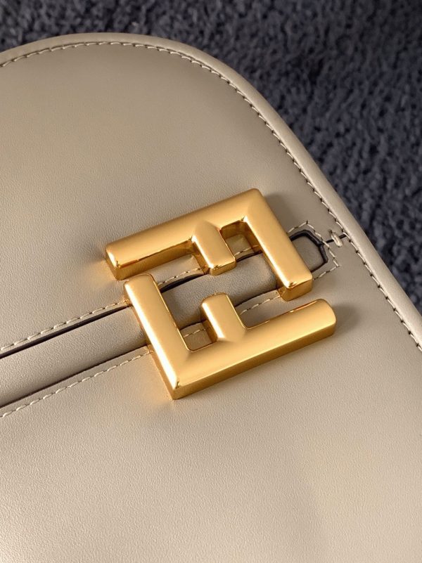 Réplique Fendi C’mon Petit Sac en gris – Image 4