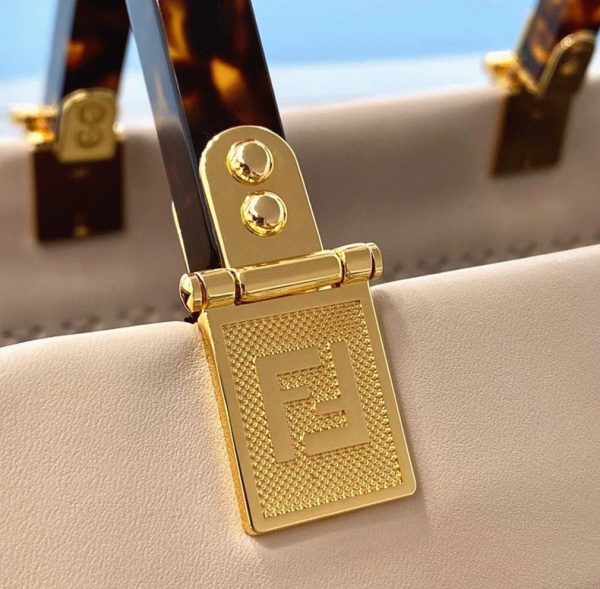 Contrefaçon Fendi Sunshine Moyen Sac Cabas en cuir de veau beige – Image 8